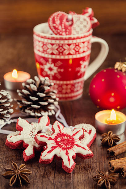 istock Star shaped gingerbread cookies with christmas decoration 528414573