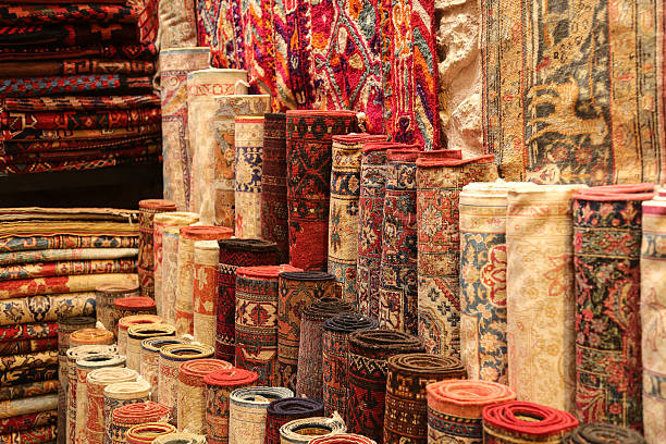 tapis à istanbul - rug carpet decor woven photos et images de collection