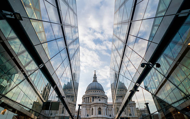 istock Saint Paul's Cathedral in London 528414982