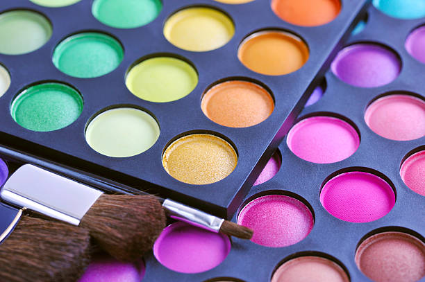 istock Professional eye shadows palette with makeup brushes. Makeup bac 528428868