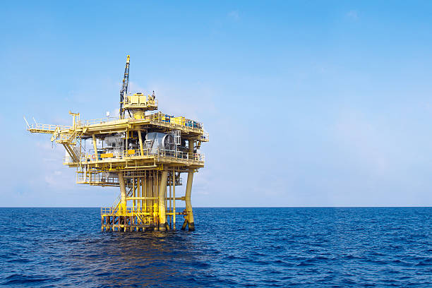 istock Offshore Production Platform For Oil and Gas Development 528431680