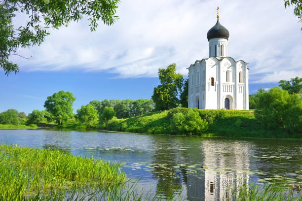 istock Church of the Intercession in Bogolyubovo 528432056