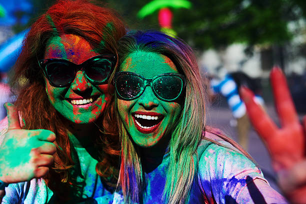 istock enjoy the color festival 528443656