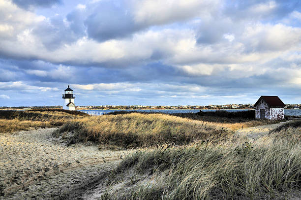 ventos de brant ponto - lighthouse massachusetts beach coastline imagens e fotografias de stock