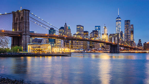 istock Brooklyn Bridge and Manhattan at sunset 528503322