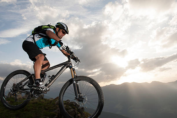 mountianbike jumping