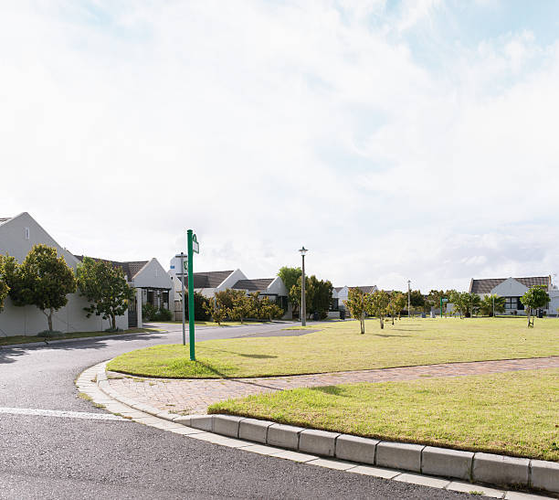 istock Welcome to suburban living 528556509