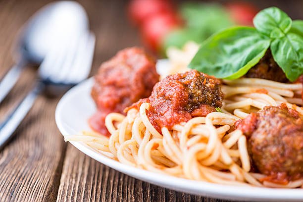 istock Fresh made Spaghetti with Meatballs and Sauce 528561566