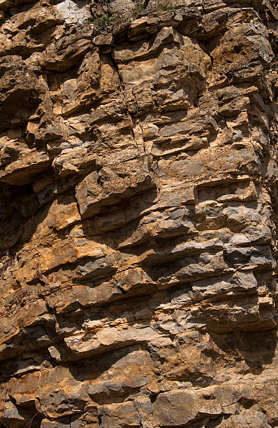 石灰岩の岩肌 - splitt ストックフォトと画像