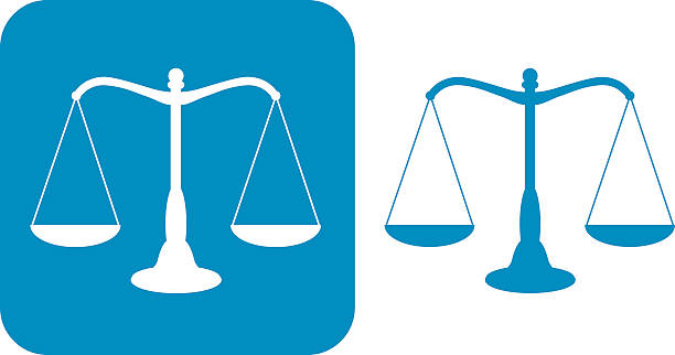 ilustraciones, imágenes clip art, dibujos animados e iconos de stock de dos balanzas de la justicia iconos azules - weight scale justice balance scales of justice