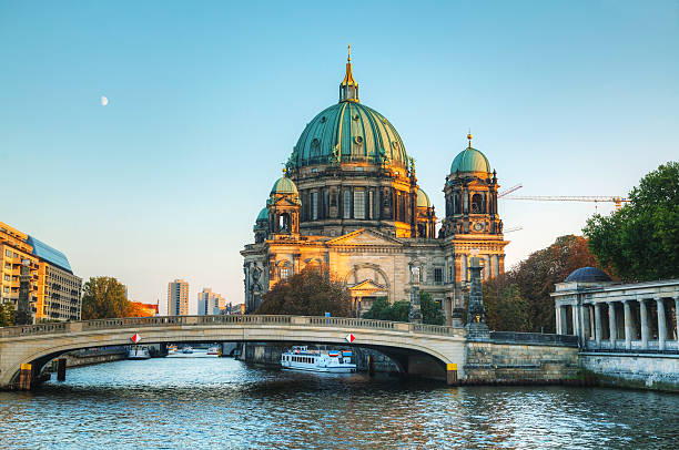 istock Berliner Dom cathedral in the evening 528608289