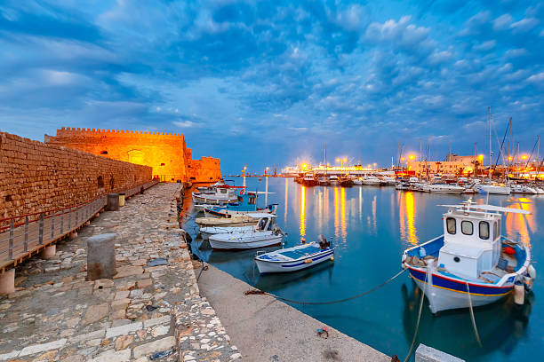istock Night old harbour of Heraklion, Crete, Greece 528613802