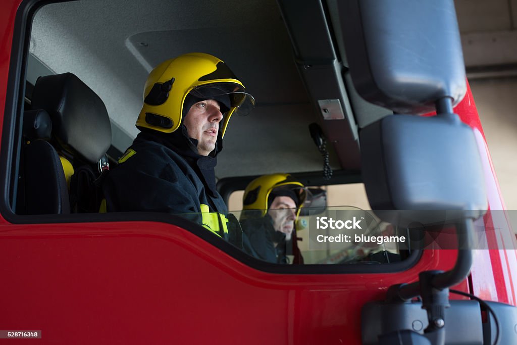 Fireman'sur service - Photo de Accident et désastre libre de droits