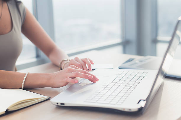 istock Home-office of a distance employed female freelancer, typing text 528726678