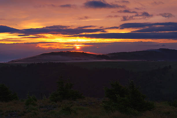 istock Sunrise between Clouds in Utukushigahara Highland, Nagano 528727610