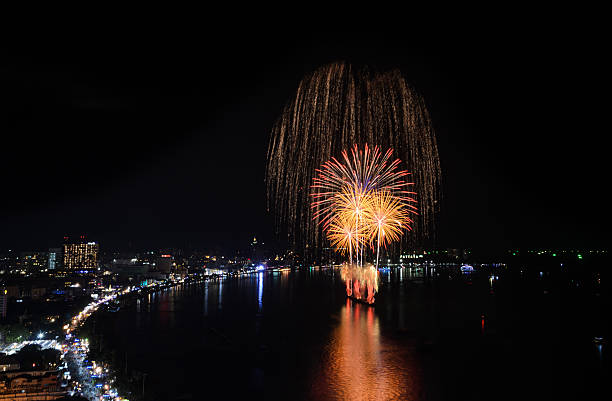 istock Beautiful firework at Pattaya beach, Thailand 528815695