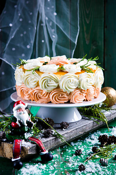 рожденственский пирог - рожденственский подарок стоковые фото и изображения
