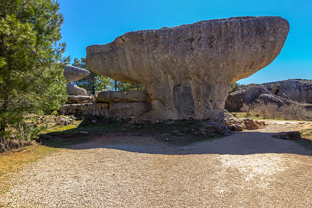 istock Rocks with capricious forms in the enchanted city Cuenca, Spain 528898600