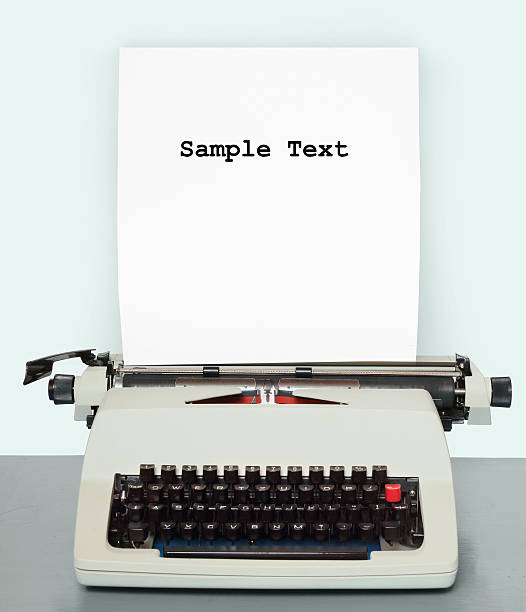 古いタイプライターます。 - typewriter writing journalist typing ストックフォトと画像