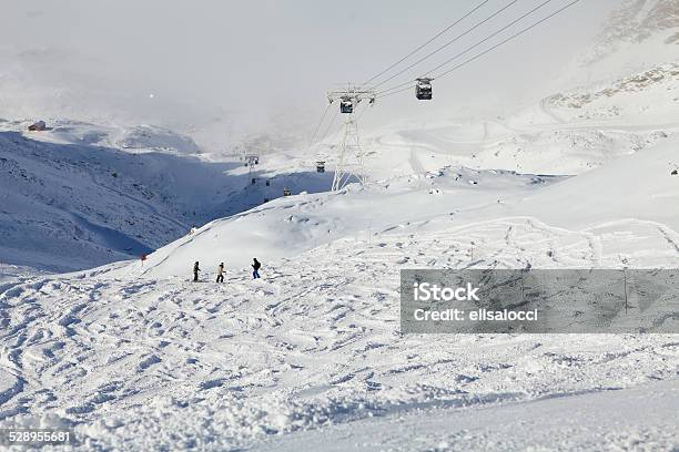 Val Thorens Stock Photo - Download Image Now - Albertville - France, Chambery - France, Cold Temperature