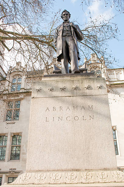istock Abraham Lincoln statue in London 528957864