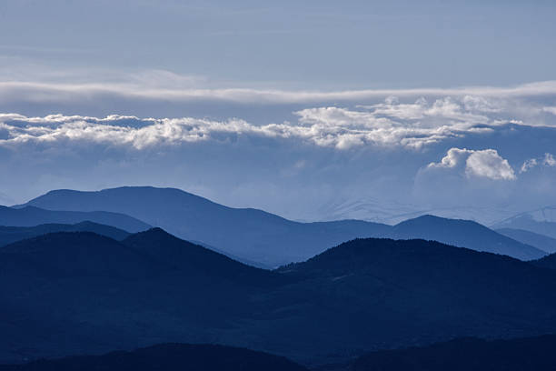 istock Rocky Mountains in Blue Silhouette 528969212