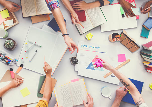 istock Brainstoming Gruoup of people Working Concept 528972838
