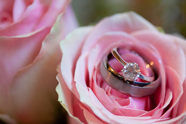 istock Wedding Rings and Bouquet 528985897