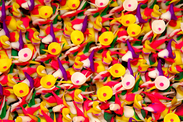 istock Tohe, the traditional toys 529048069