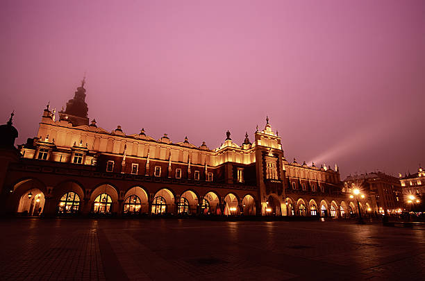 istock Market square in Cracow at night 529073175