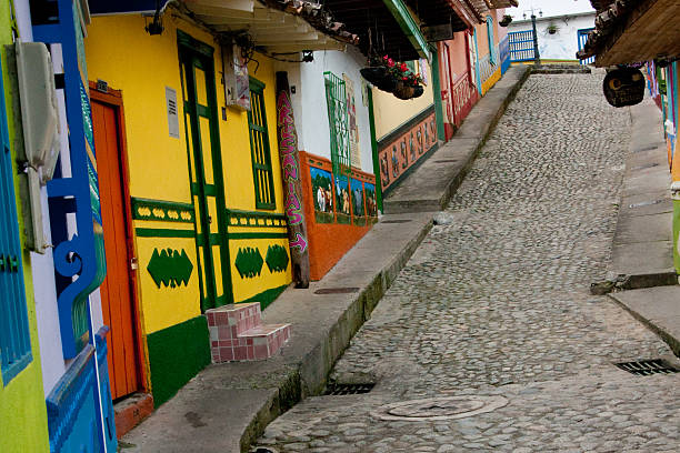 istock Steep street in Guatape (Colombia) 529119809