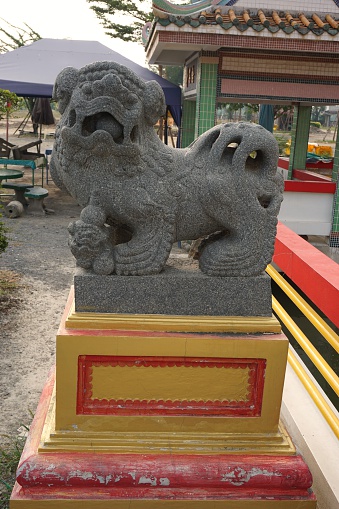 chow dog statue at the Thai Buddhist temple