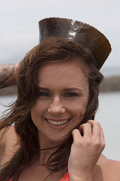 istock Seaweed crown for a beach Princess 529143146