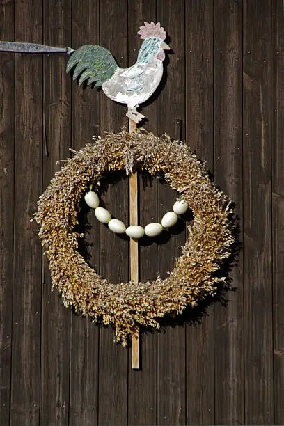 Thanksgiving wreath at a farmhouse