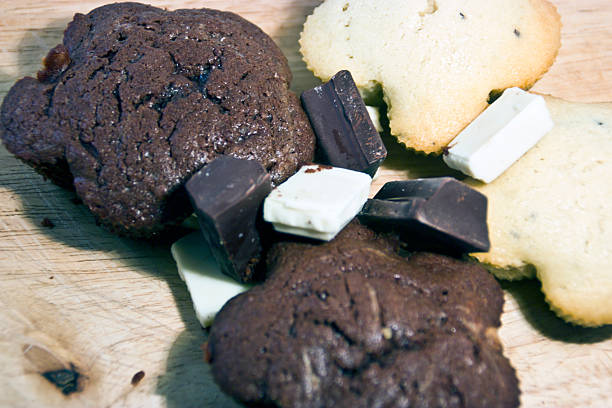 istock Dessert with black and white chocolate 529195787