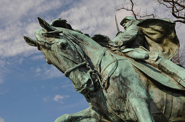 istock Horses in the Civil War Monument 529206327