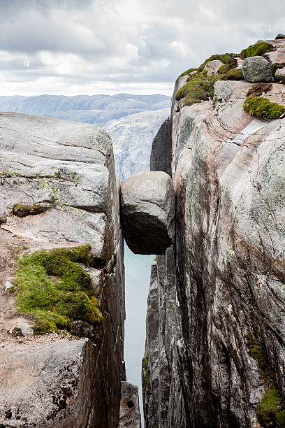 istock Kjeragbolten in Rogaland, Norway. 529237937