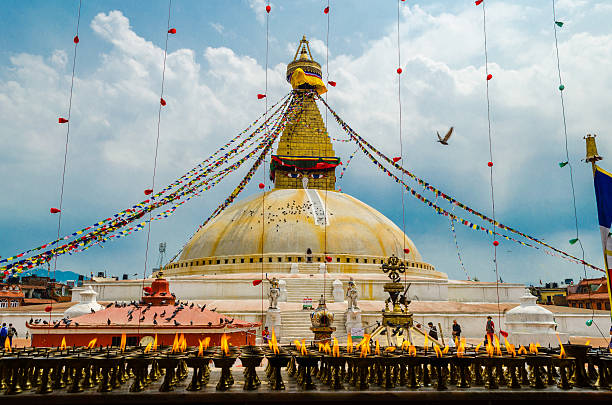 estupa de boudhanath (monumento em catmandu. nepal - tantric buddhism - fotografias e filmes do acervo