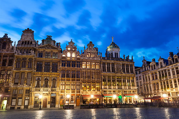 istock Grand Place in Brussels with night lights view 529315369
