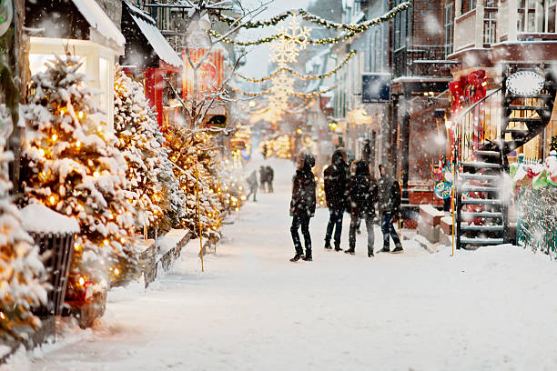 Winter Day Winter day in old Quebec town stock pictures, royalty-free photos & images