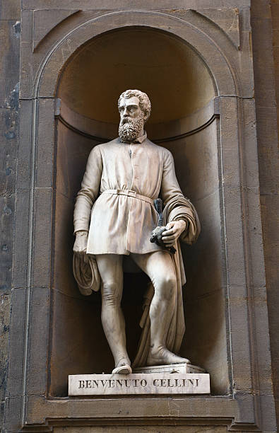 istock Statue of Benvenuto Cellini in Florence 529386759