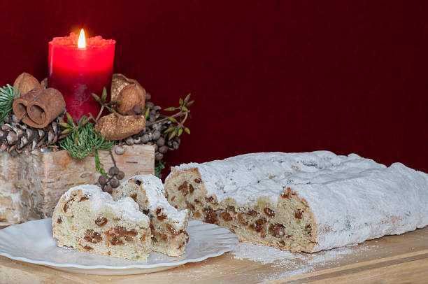 istock Christmas cake with Christmas decoration 529388533