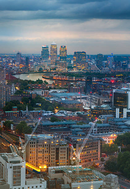 istock London, Canary Wharf 529402190