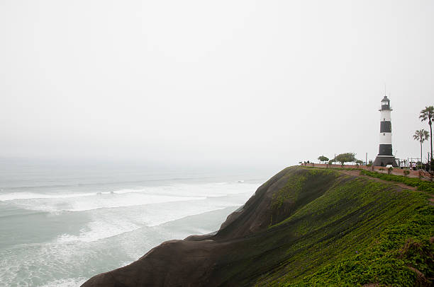 istock Foggy Coastline in Miraflores - Lima - Peru 529403337