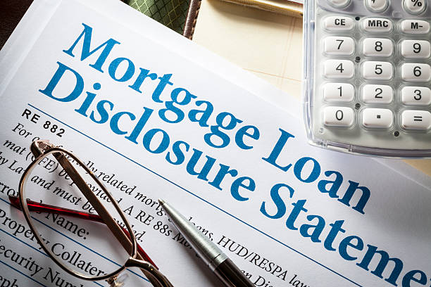 istock Loan Fee Discloosure 529494315