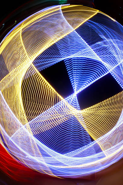 abstract luz líneas sobre negro - fiber optic sunbeam fiber projection fotografías e imágenes de stock