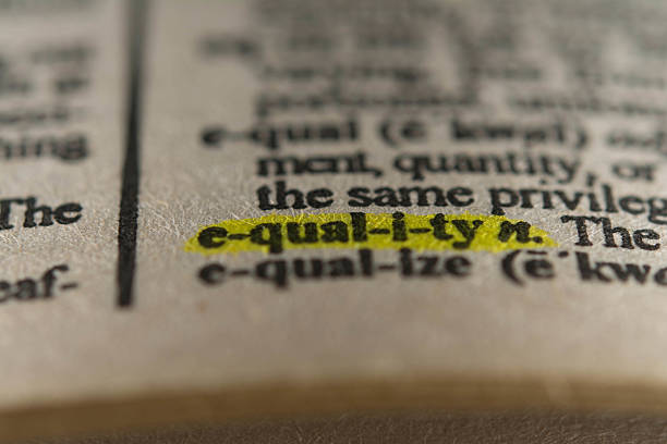 la igualdad - thesaurus dictionary tranquil scene single word fotografías e imágenes de stock