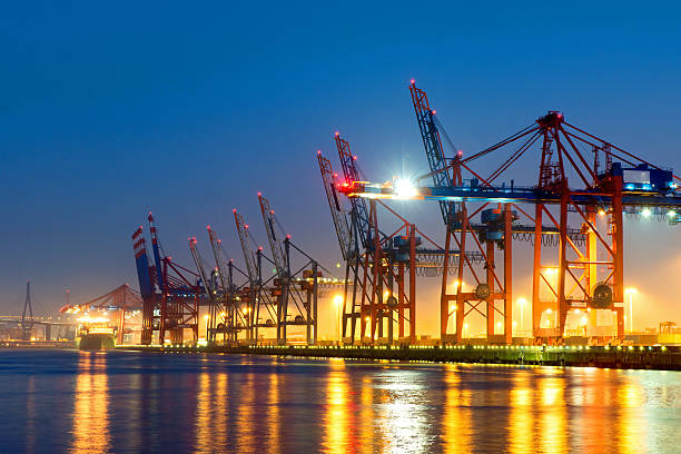 istock The Hamburg harbour at night 529520541