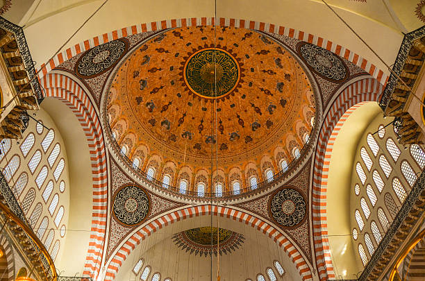 istock Inside the Blue mosque in Istanbul, Turkey 529572687