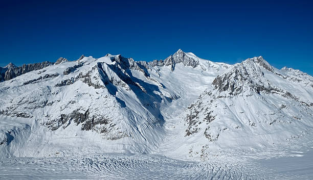 altesch glacier - aletsch glacier european alps mountain range eiger стоковые фото и изображения